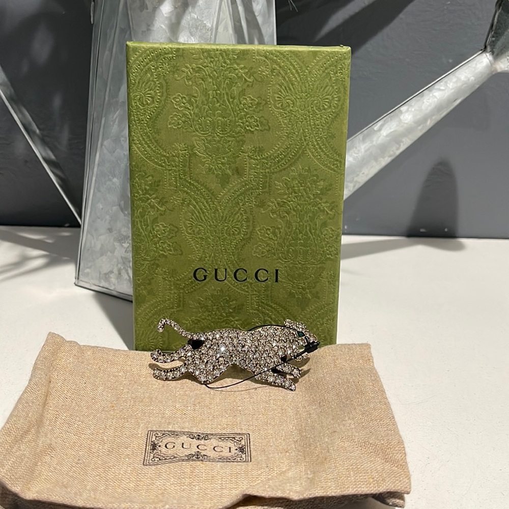 Gucci ring